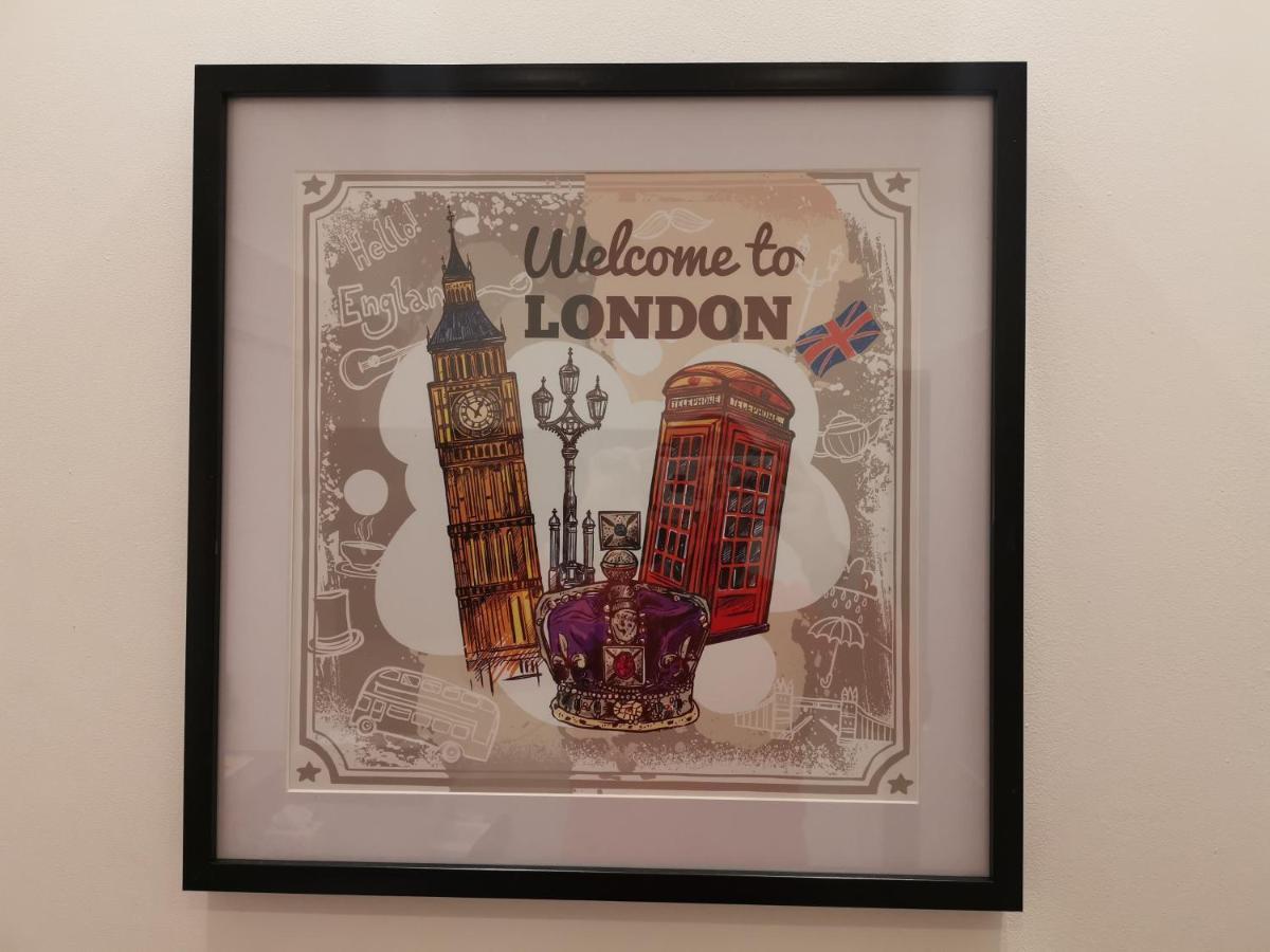 City Prime Apartments Лондон Екстер'єр фото A souvenir from London