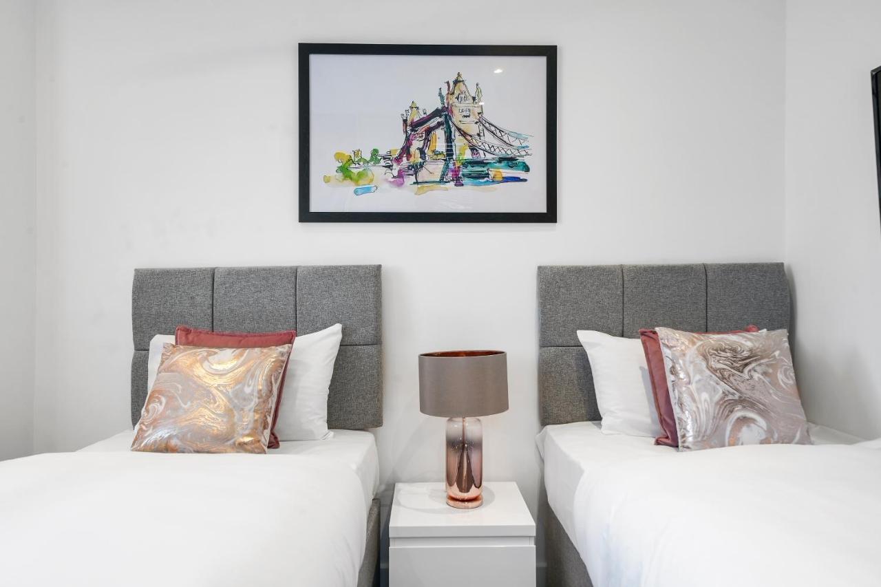 City Prime Apartments Лондон Екстер'єр фото A bedroom at the hotel